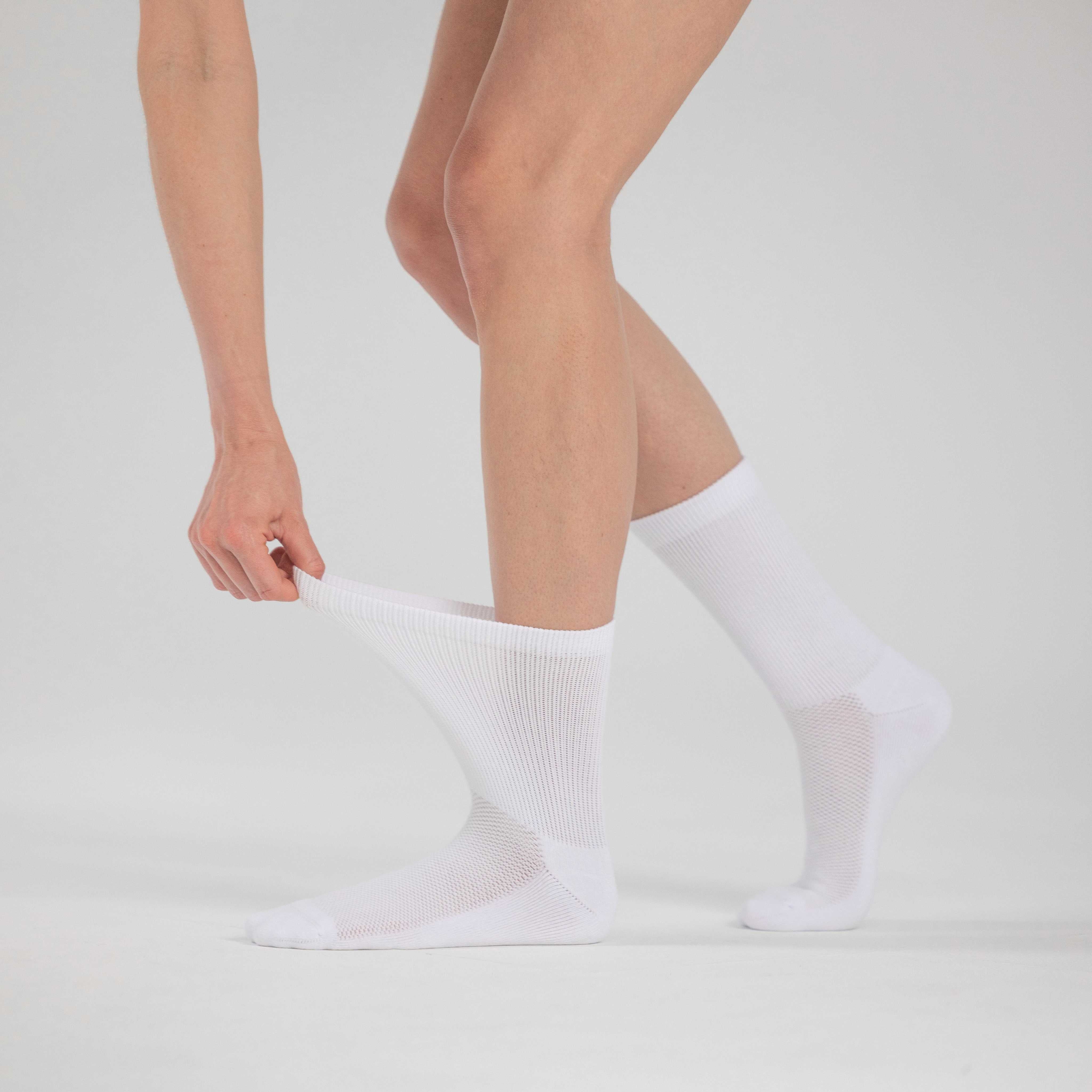 Shop Extra Stretch Socks in AUS | Ultimate Comfort Socks | Diafeetez