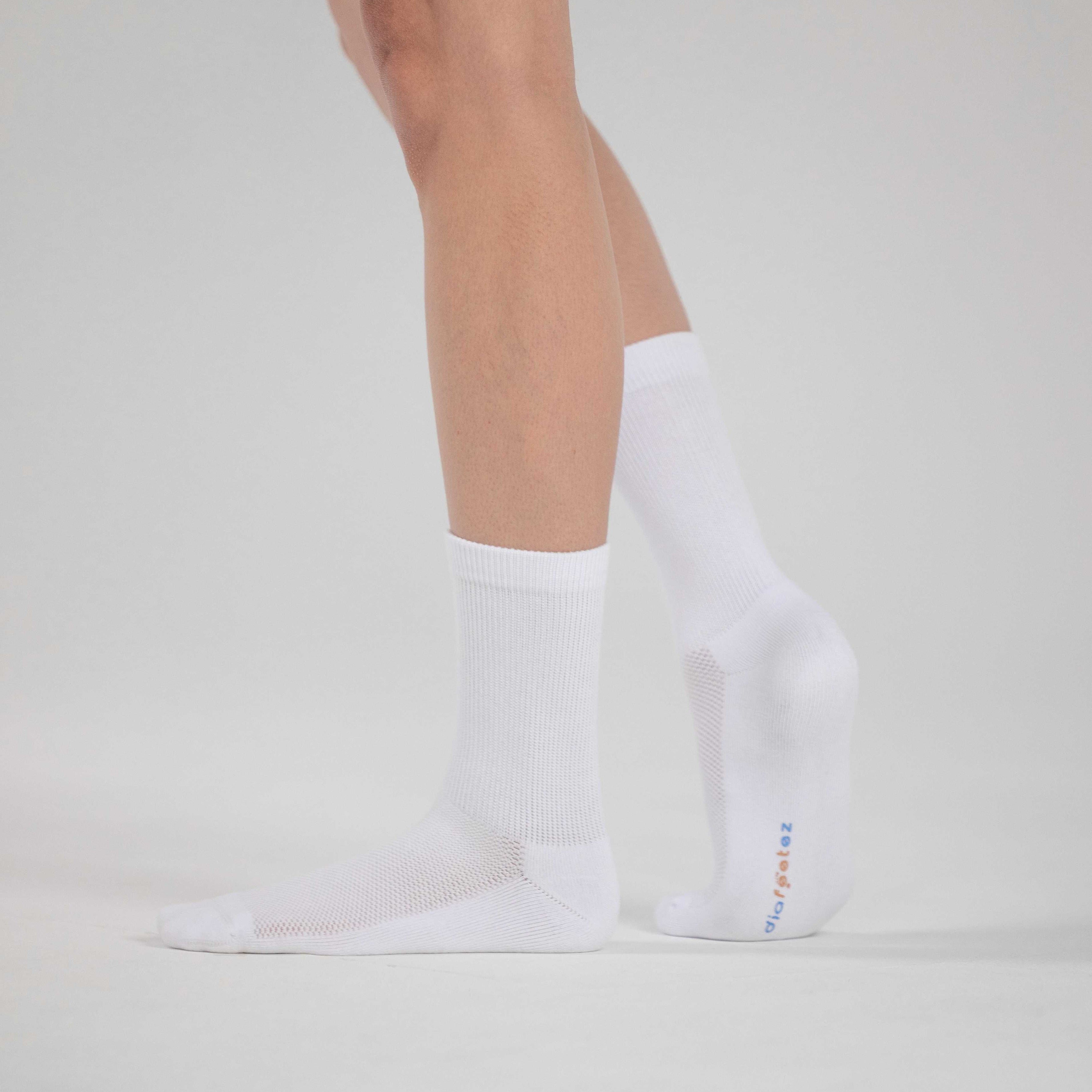 Shop Extra Stretch Socks in AUS | Ultimate Comfort Socks | Diafeetez
